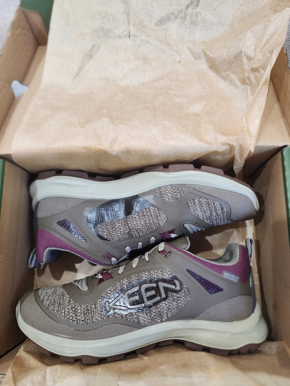 New Women Keen Hiking Shoes New In Box 7 Terradorra Flex Waterproof Canteen